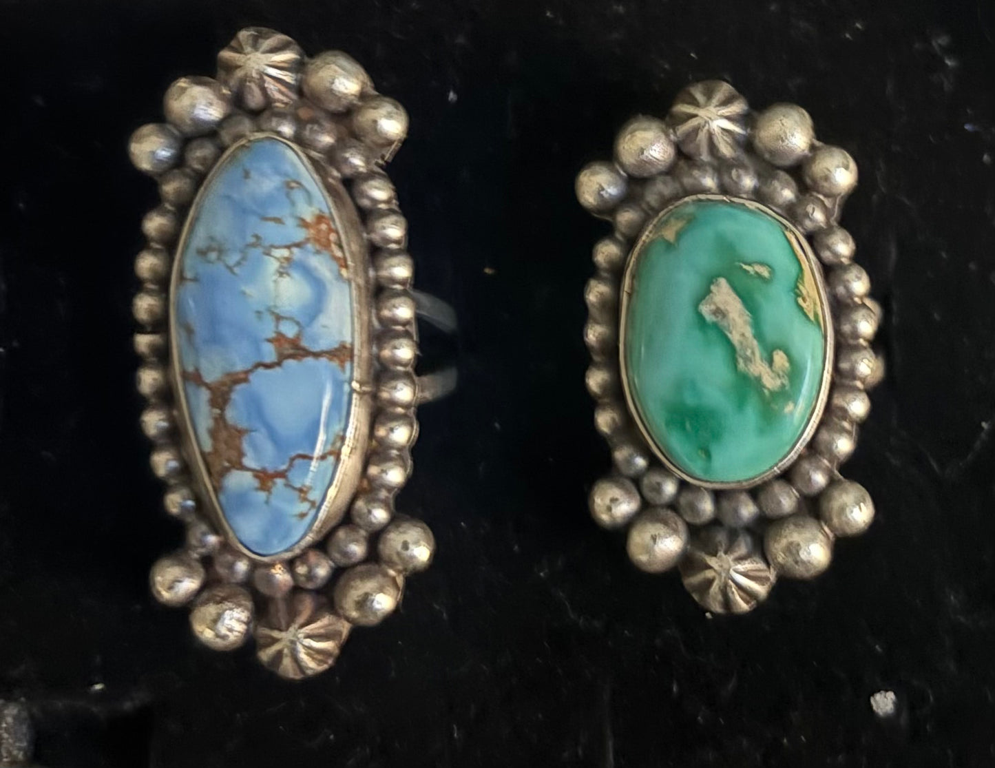 Ring, Golden Hills or Sonoran oval, raindrop bezel, Yellowhorse