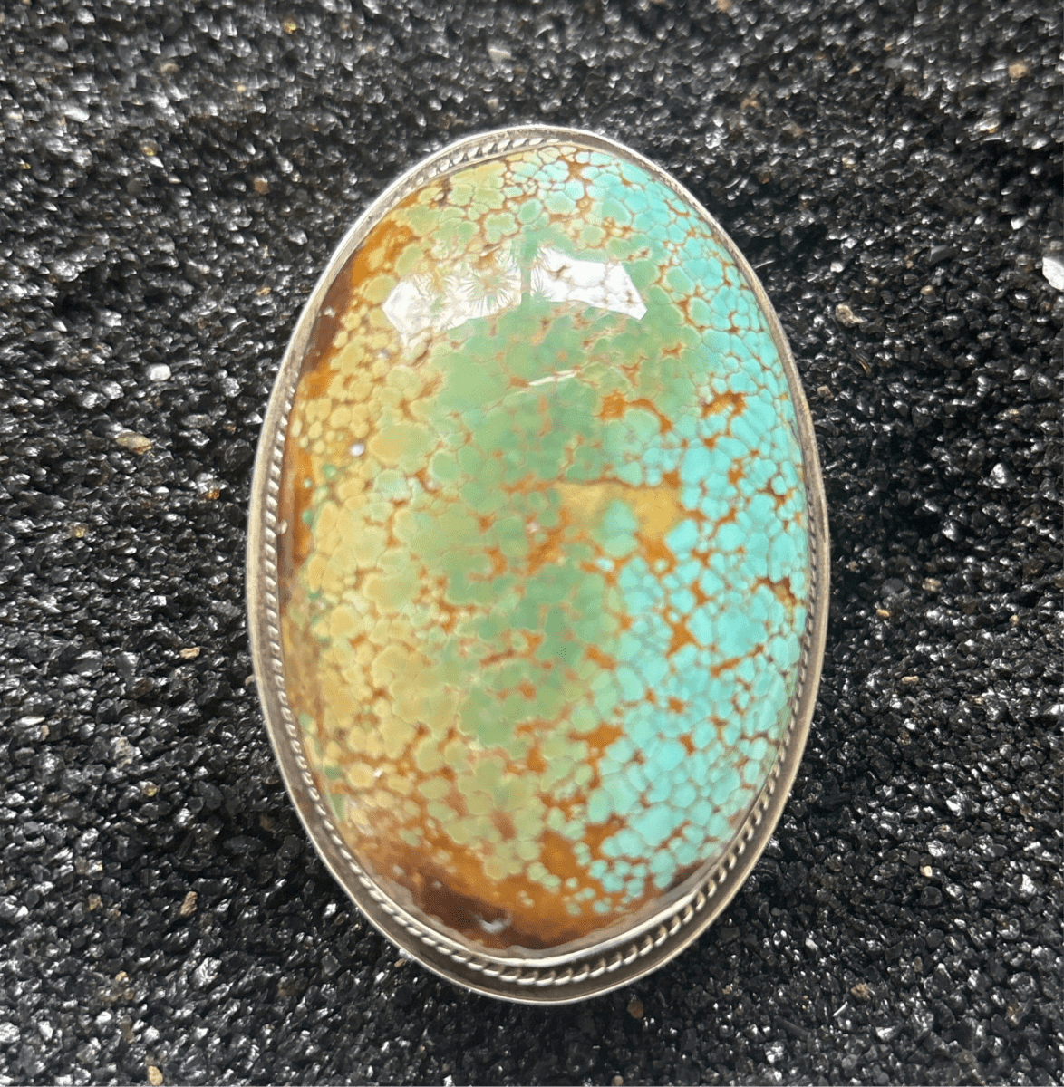 Ring, 250 ct. Royston Oval High Dome Cabochon, fine rope bezel, Zia - Turquoise Mustang
