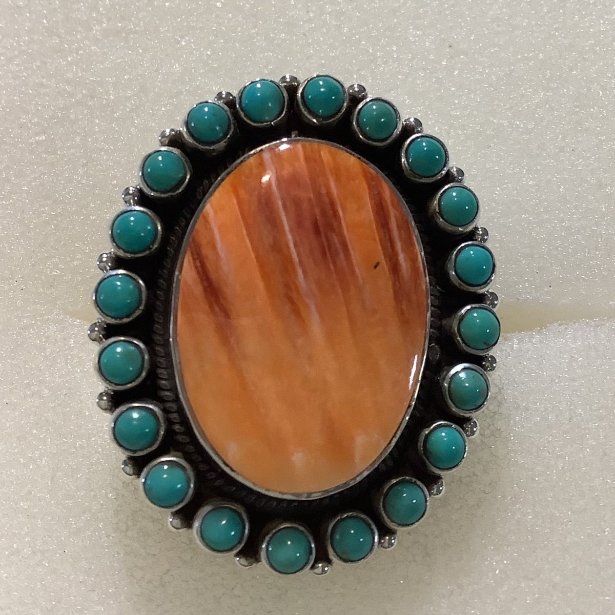 Ring, Orange Spiney Oyster, Fat Oval Cluster with 14 Turquoise rds DD - Turquoise Mustang