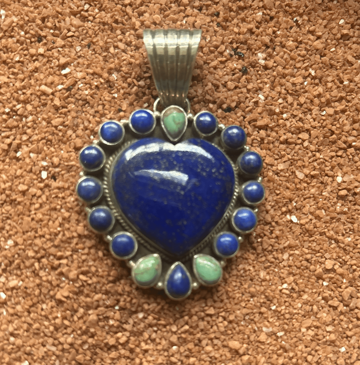 The Marguerite Daisy Heart Cluster Pendant - Turquoise Mustang