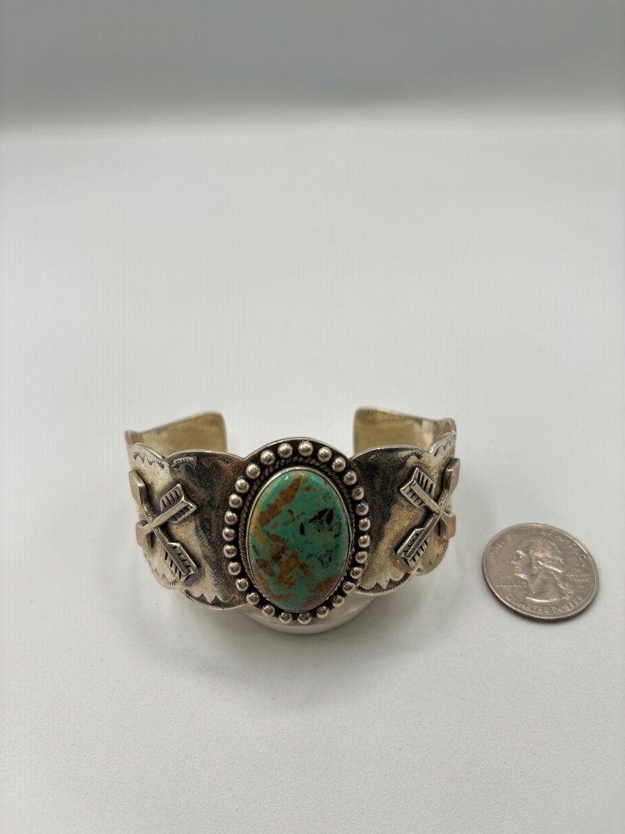The Suncup Cuff Bracelet - Turquoise Mustang