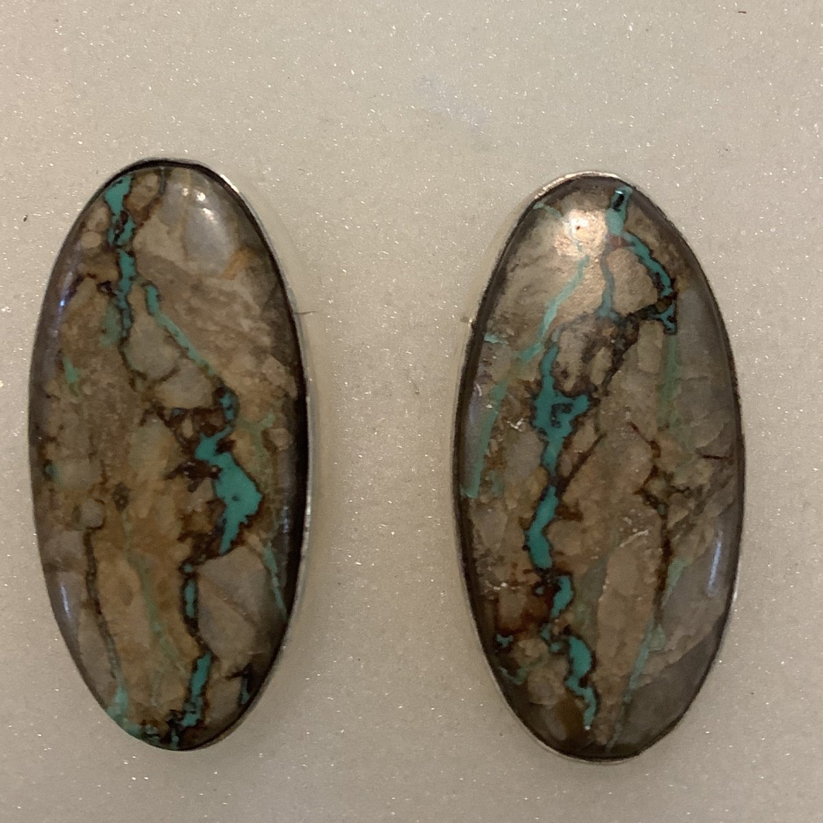 Earrings, Royston Ribbon Turquoise Cab, Oval, plain bez, stud, DD (1) - Turquoise Mustang