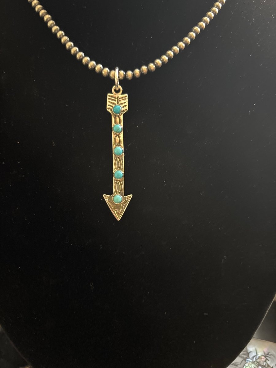 The Arrowleaf Pendant - Turquoise Mustang