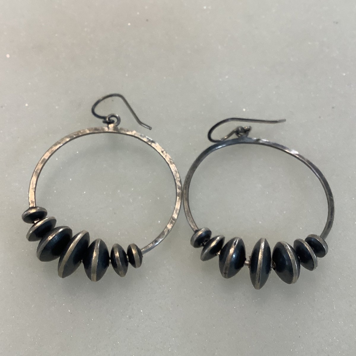 Navajo Pearl Saucer Earrings - Turquoise Mustang