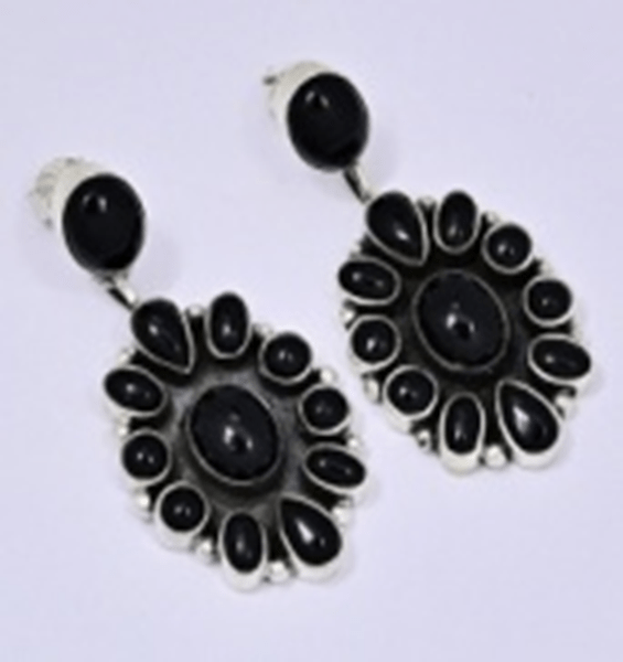 The Mandevilla Oval Cluster Post Earrings - Turquoise Mustang