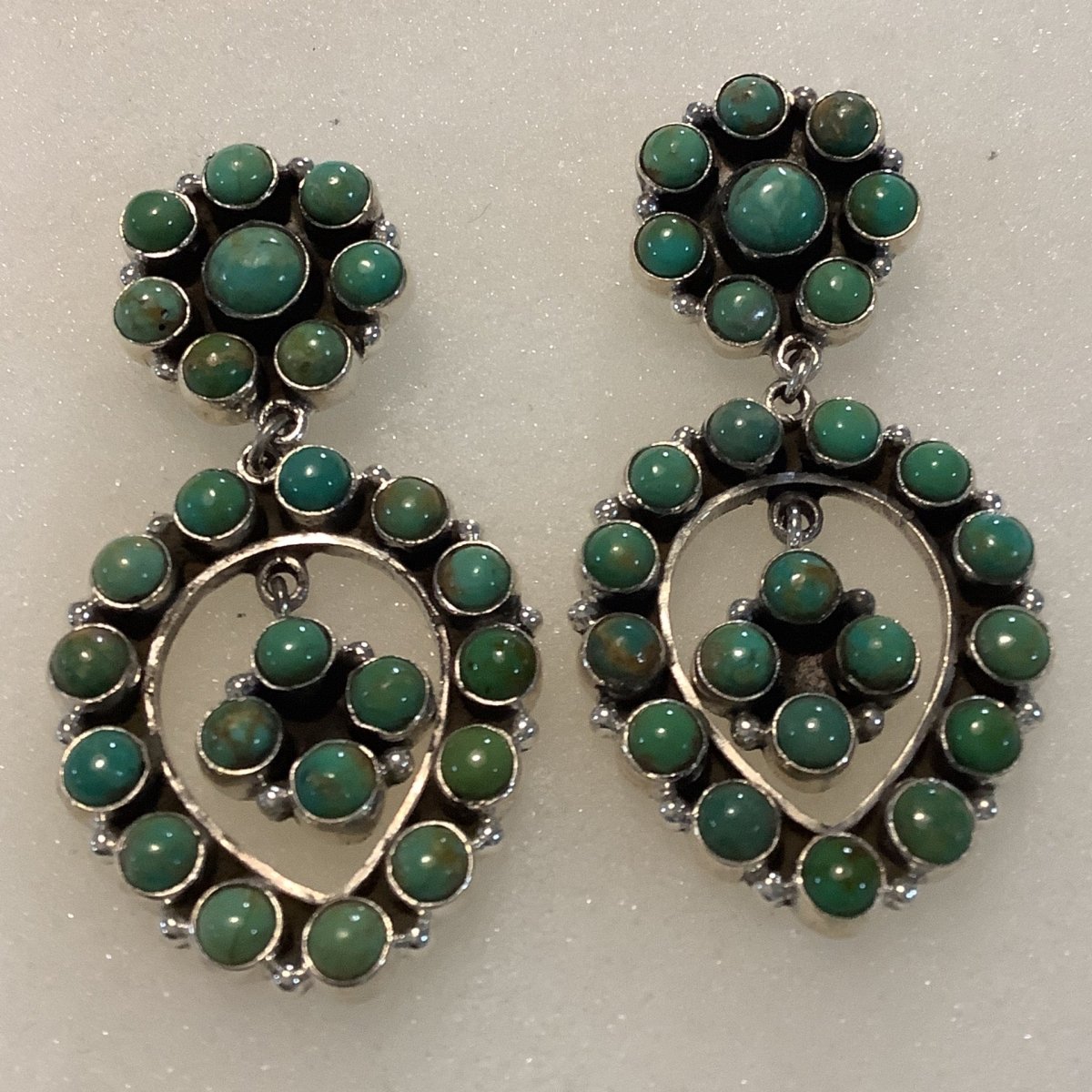 Earrings, Turquoise, Round cluster Stud with TEardrop & Pendulum Cluster, DD - Turquoise Mustang