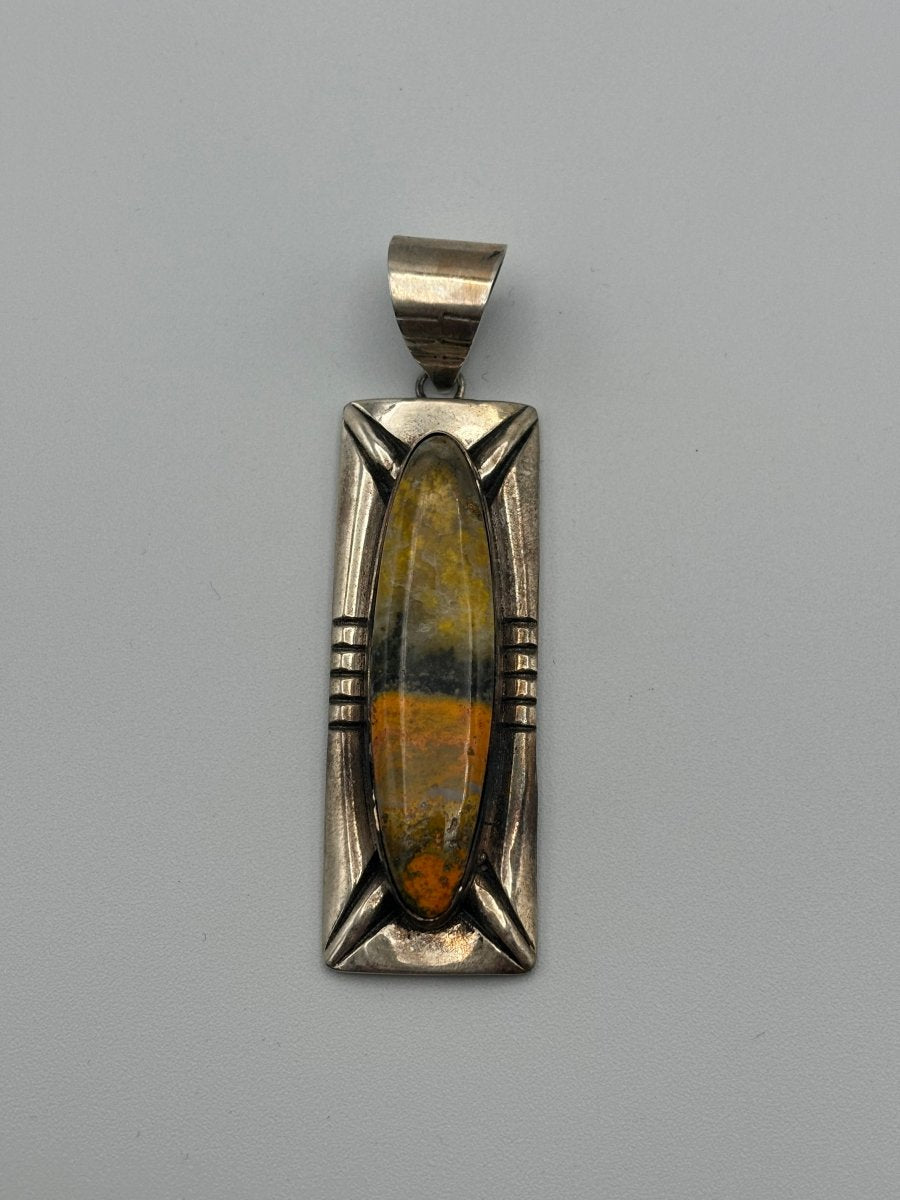 The Medium Reno Pendant - Turquoise Mustang