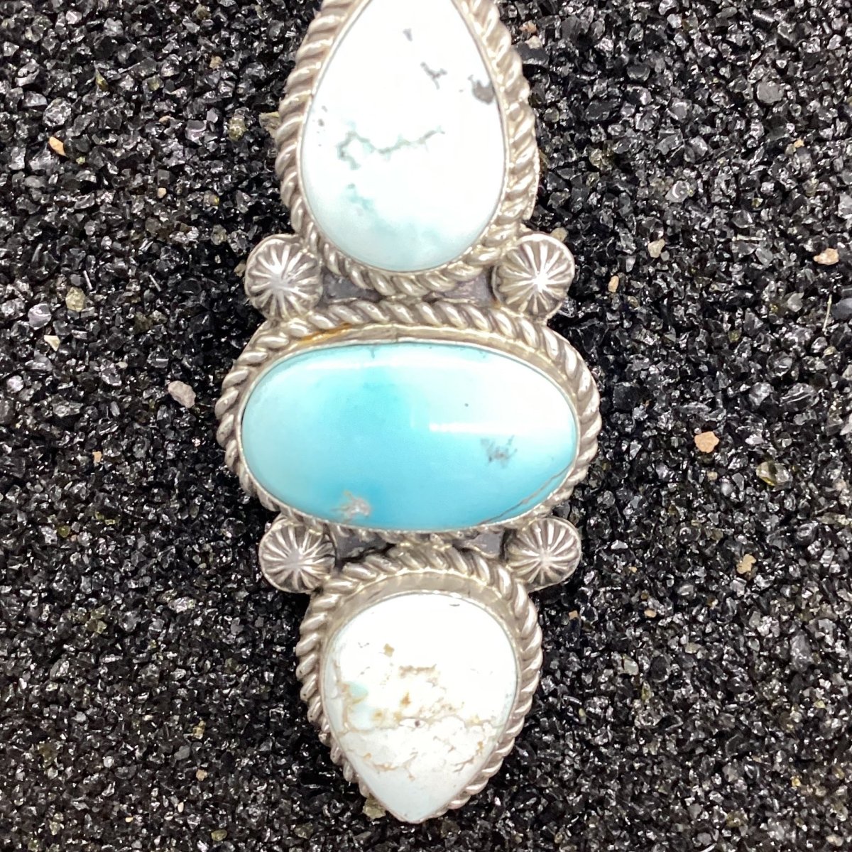 Ring, 3 stone Stone Dry Creek, Robert Shakey - Turquoise Mustang