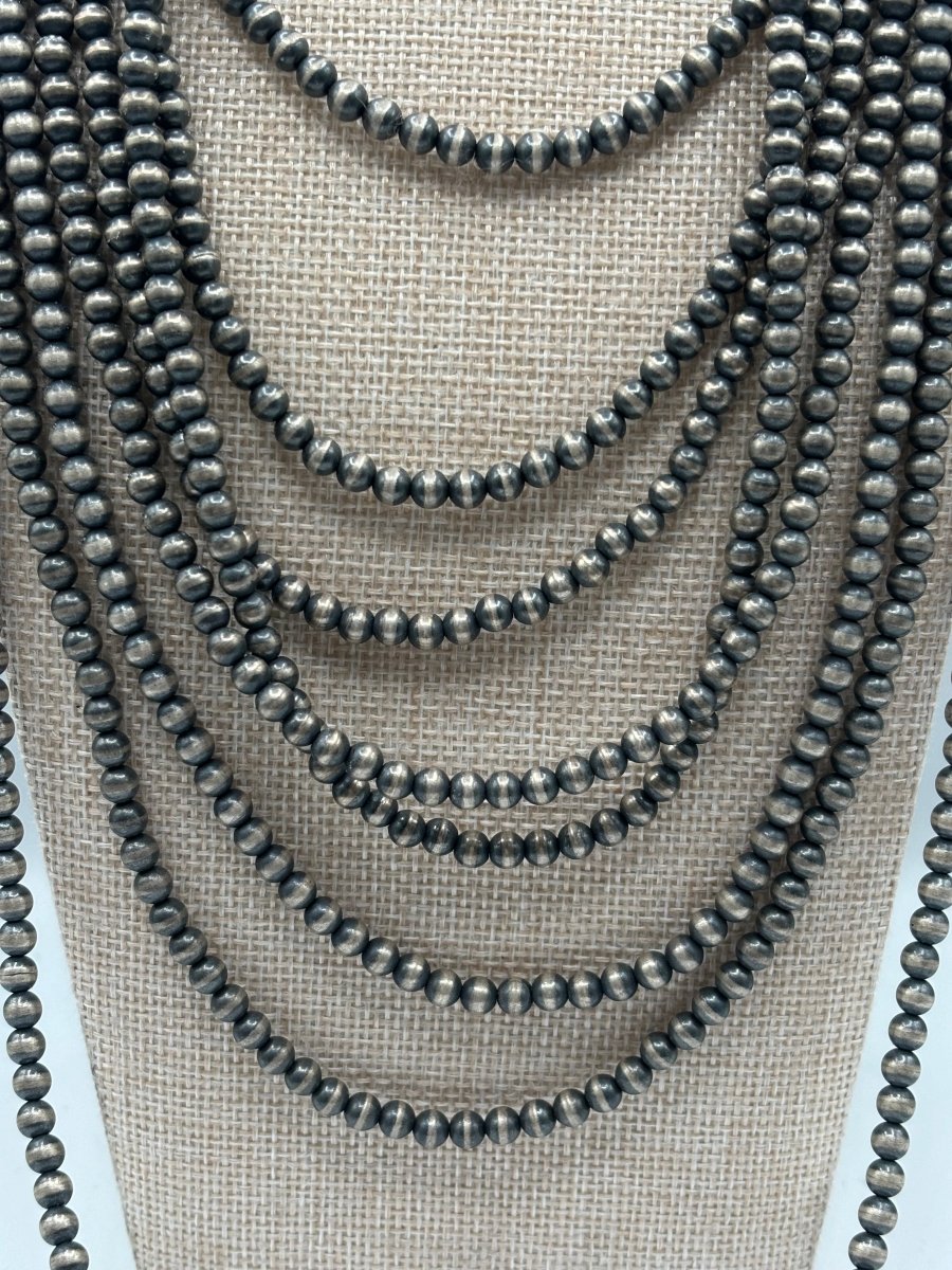 5mm Mustang Silver Pearls - Turquoise Mustang