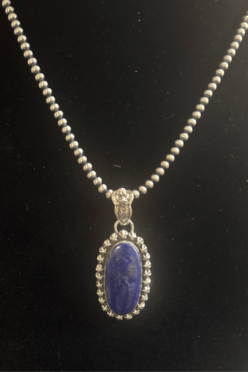 The Winter Jasmine Pendant - Turquoise Mustang