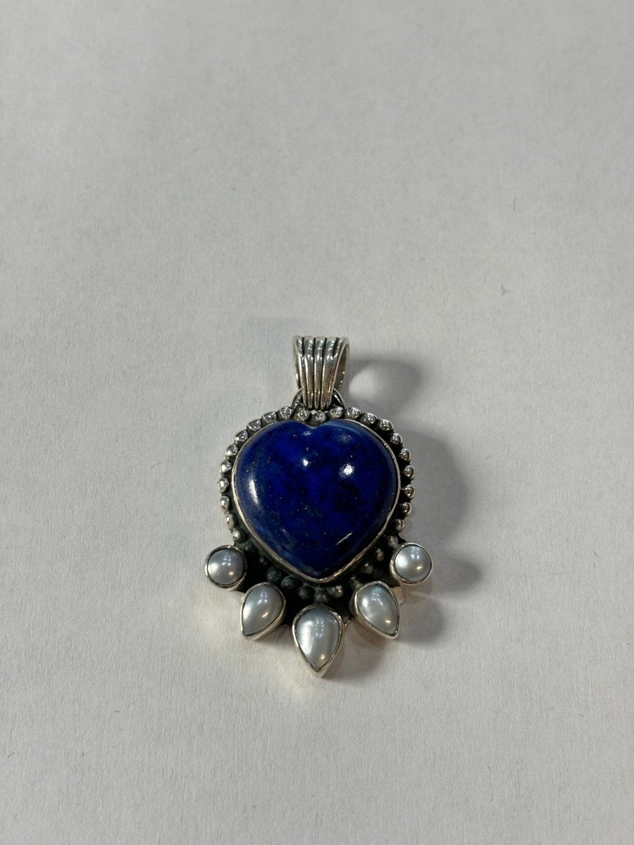 Nasturtium Heart Pendant with Pearls - Turquoise Mustang