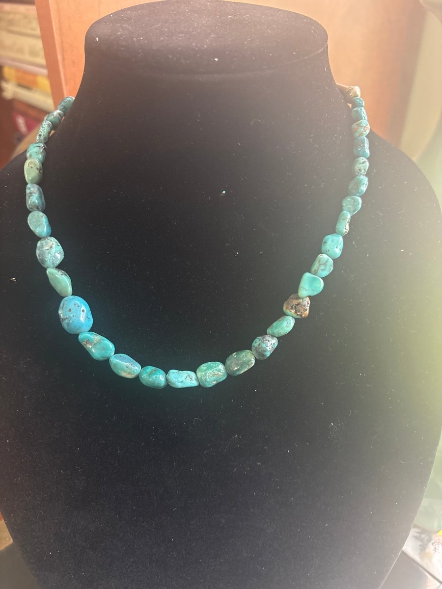 Necklace, 19" Vintage Turquoise Mountain Nuggets w/ Benchmade Cones and Clasp , Navajo - Turquoise Mustang