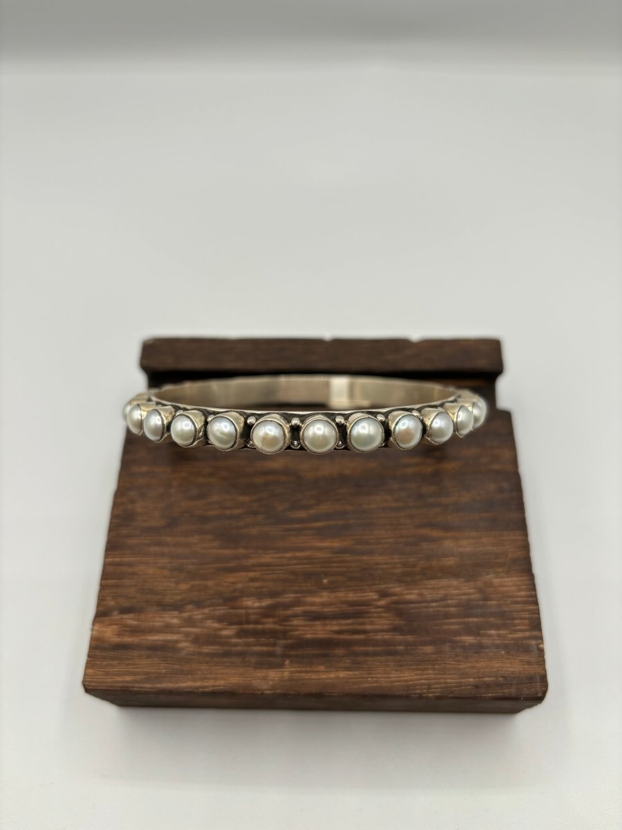 The Dan Dodson Freshwater Pearl Bangle - Turquoise Mustang