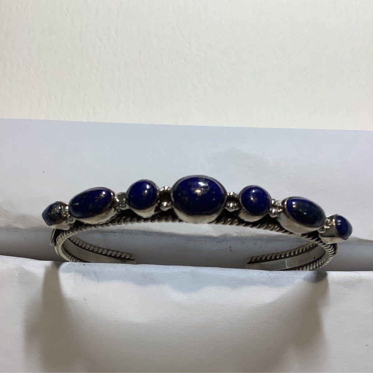 Bracelet, 7 stone Oval w Round Lapis Cuff, DD - Turquoise Mustang