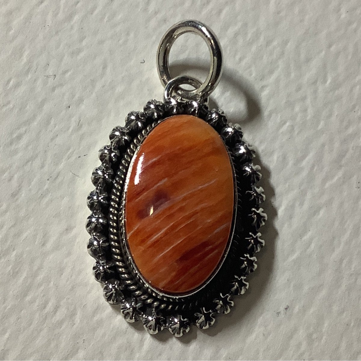 Pendant, Spiny Oyster, Small Oval with Star Bezel, DD - Turquoise Mustang