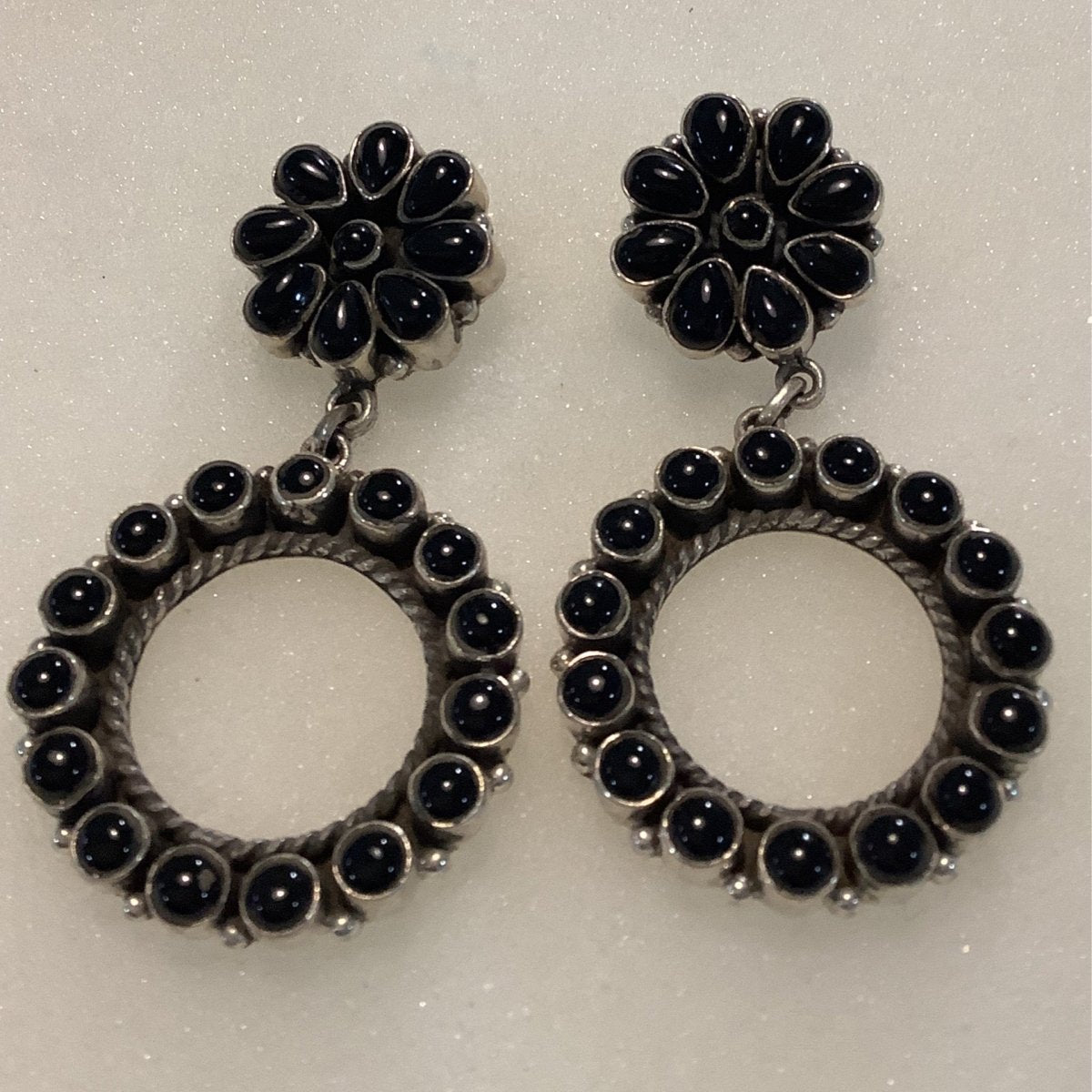 Earrings, Onyx, circle drop w/ Daisy Studs, DD - Turquoise Mustang