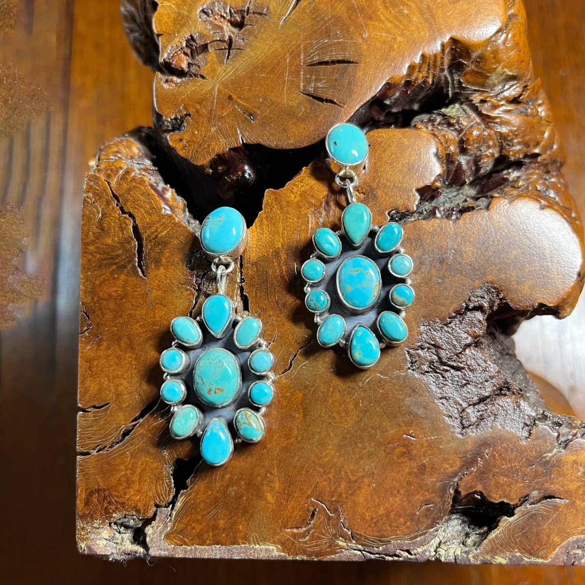 The Mandevilla Oval Cluster Post Earrings - Turquoise Mustang