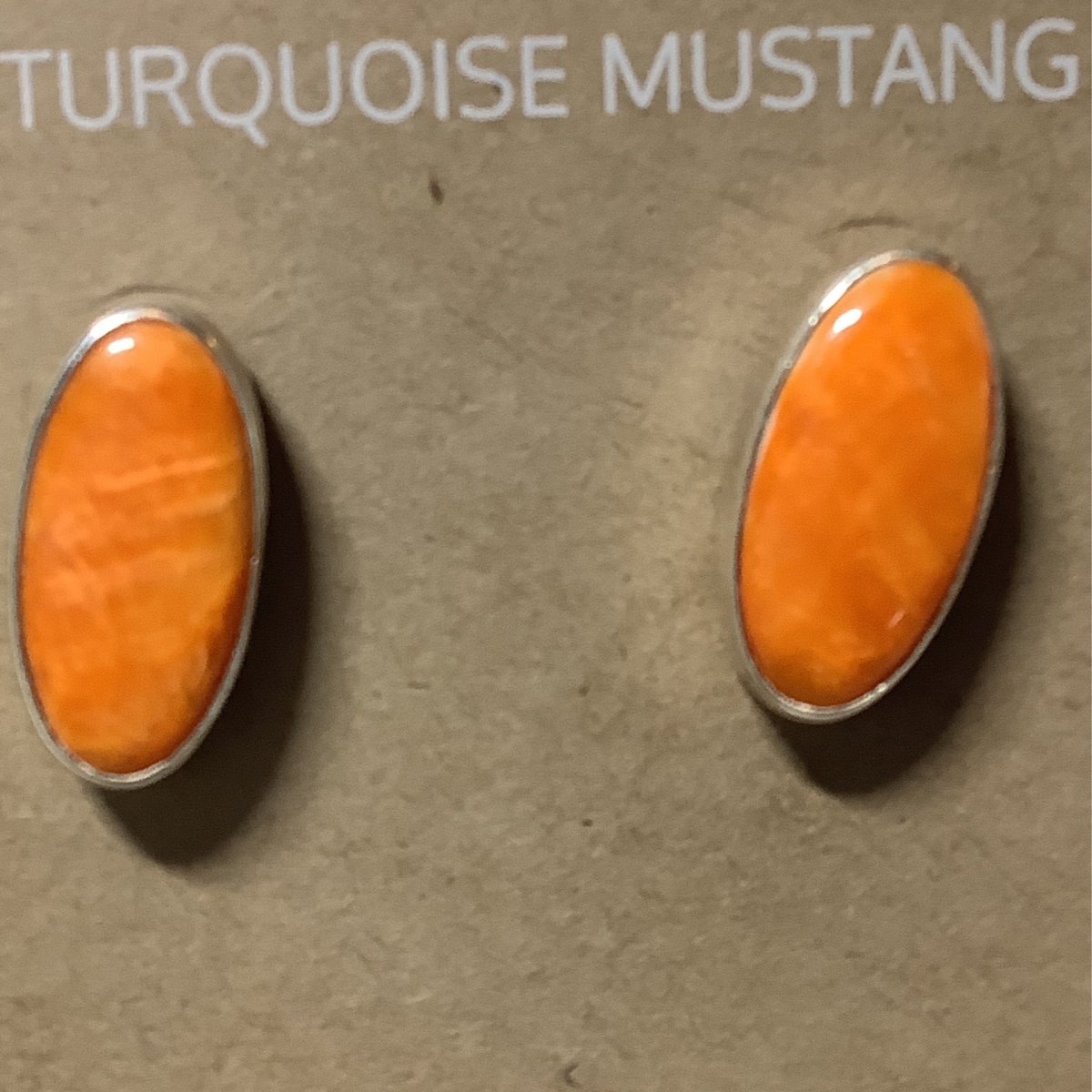 Earring, simple Oval ORange Spiny oyster posts, Anthony Kee - Turquoise Mustang
