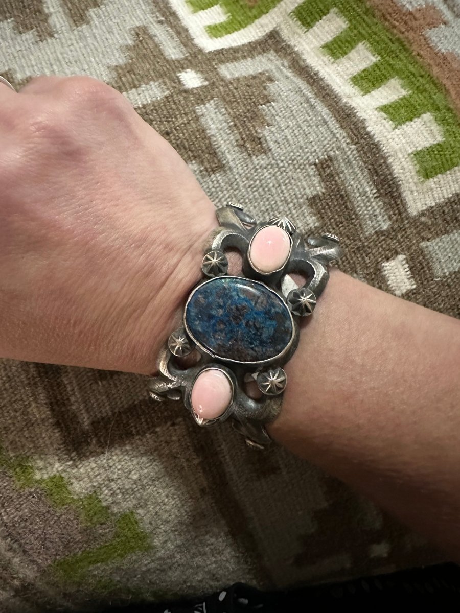 Tufa Cast Sterling Cuff with Deep Blue Stone and Pink Queen Conch, by Chimney Butte - Turquoise Mustang