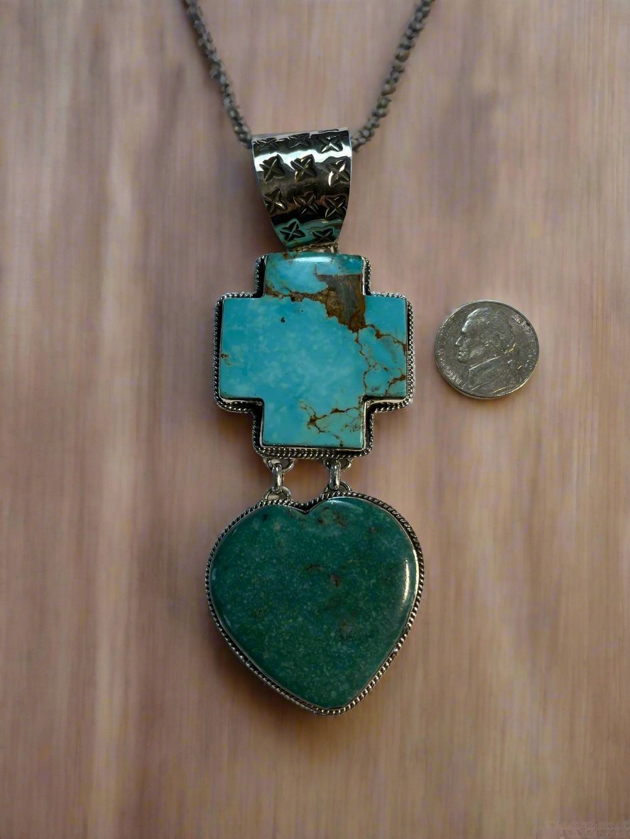 The Bleeding Heart Pendant - Turquoise Mustang