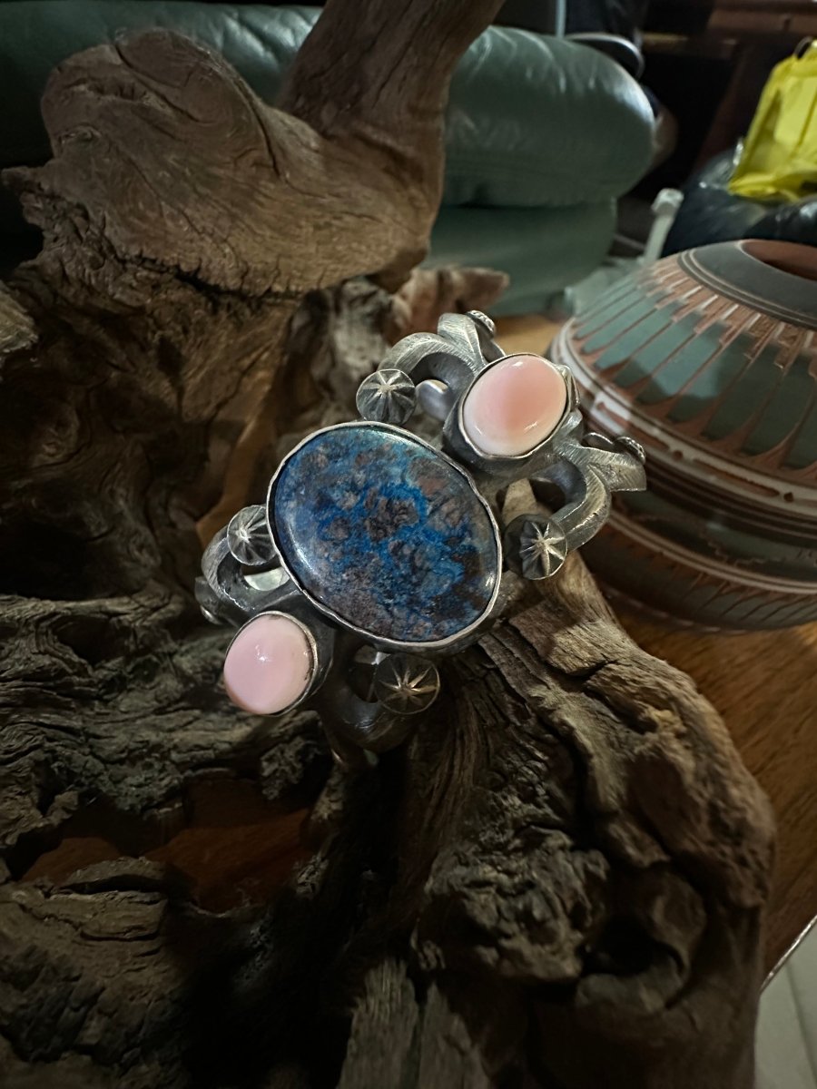 Tufa Cast Sterling Cuff with Deep Blue Stone and Pink Queen Conch, by Chimney Butte - Turquoise Mustang