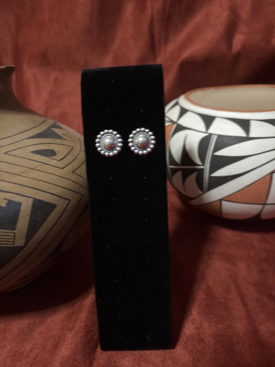 Earring, Bubble Concho w/ Rope & Raindrop Bezel Studs - Turquoise Mustang