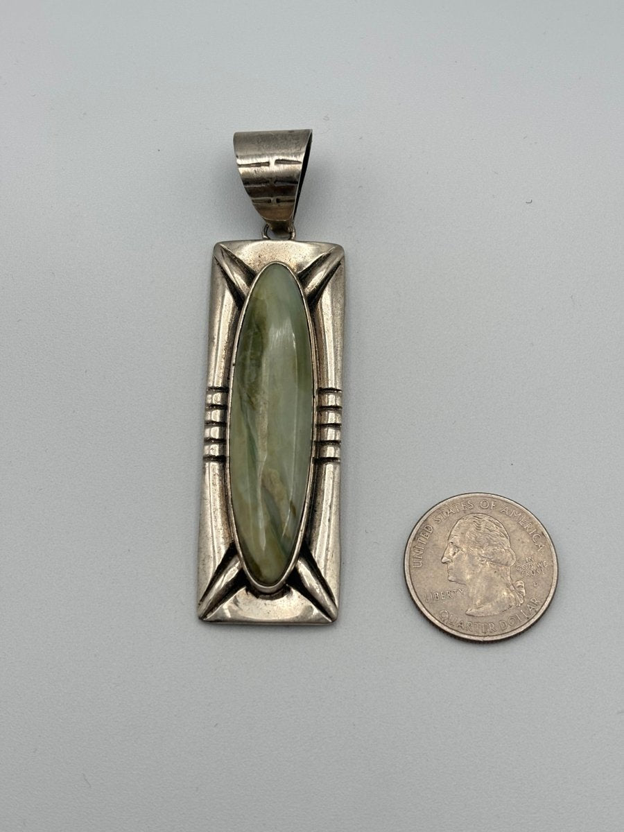 The Medium Reno Pendant - Turquoise Mustang