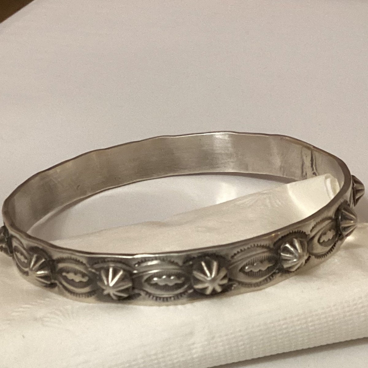 Bangle, Stamped w Peyote buttons, Chimney Butte - Turquoise Mustang