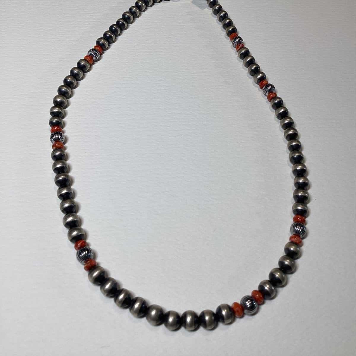 24", 1 strand, 8mm Navajo Pearls with Spiny Oyster, TM - Turquoise Mustang