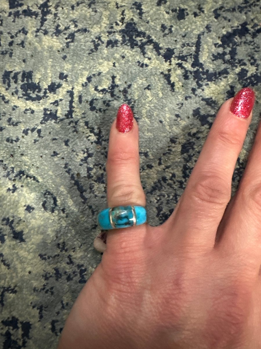 Bisbee Blue Turquoise Dome Ring - Turquoise Mustang