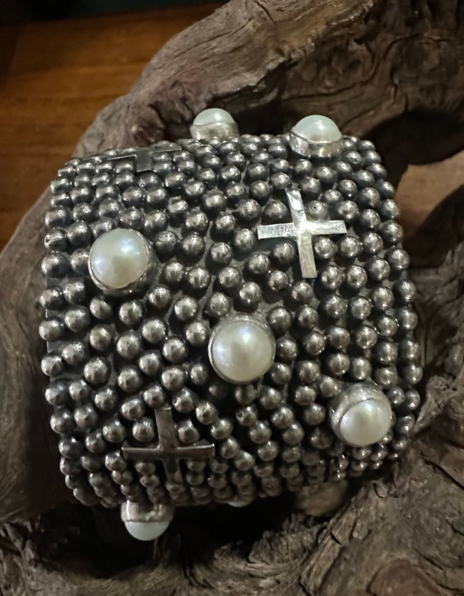 Bracelet, Wide Cuff with Sterling Silver Beads, 9 Pearls & 6 Crosses, by Ronnie Willie - Turquoise Mustang