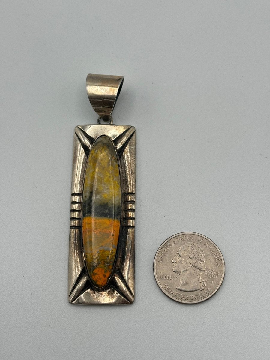 The Medium Reno Pendant - Turquoise Mustang
