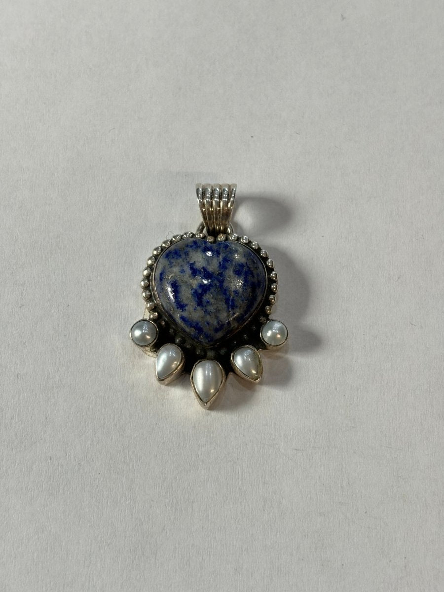 Nasturtium Heart Pendant with Pearls - Turquoise Mustang