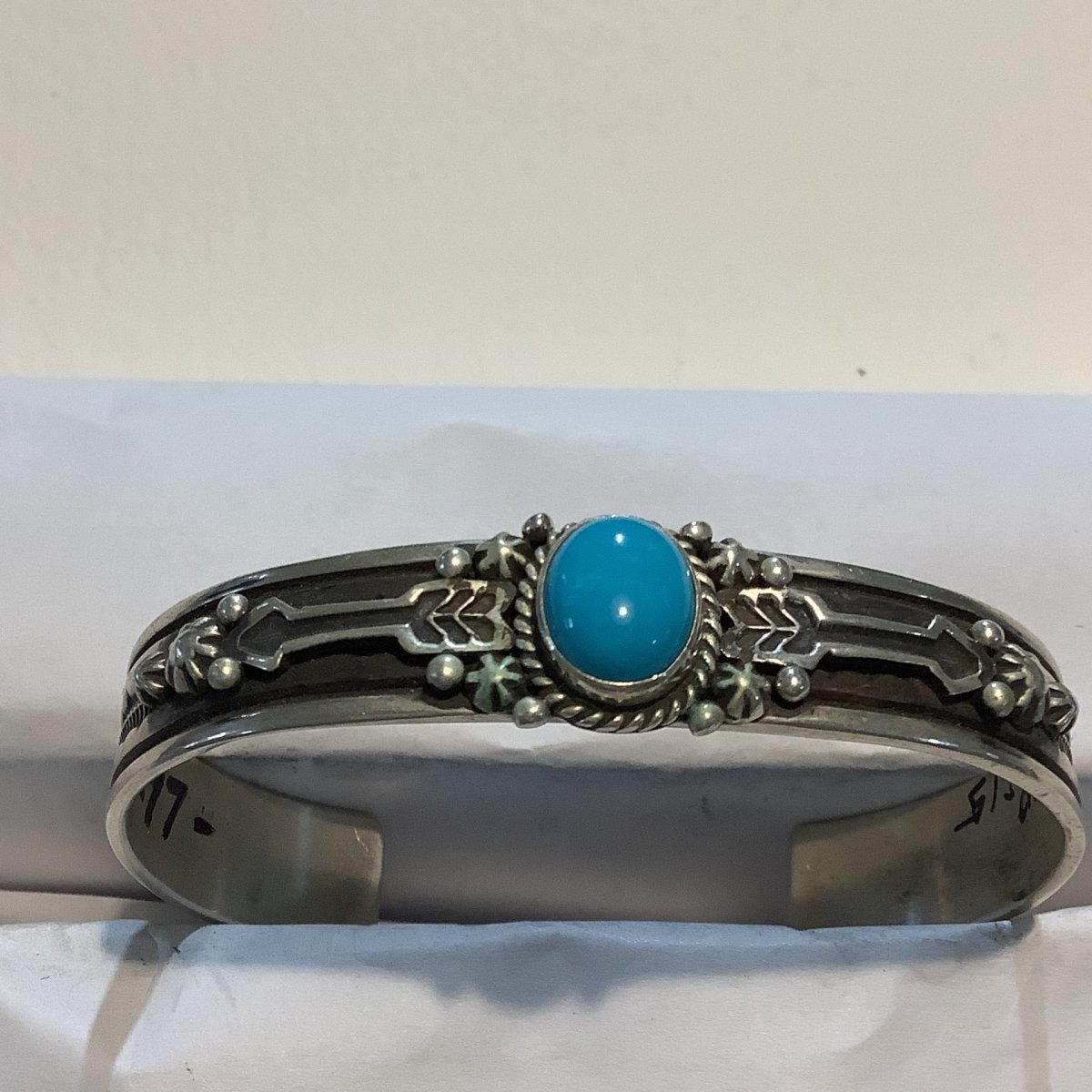 Bracelet, 1 - stone Sleeping Beauty, Arrow motif, Happy Piasso - Turquoise Mustang