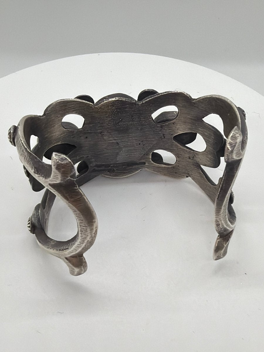 Tufa Cast Sterling Cuff with Deep Blue Turquoise and Pink Queen Conch, by Chimney Butte - Turquoise Mustang