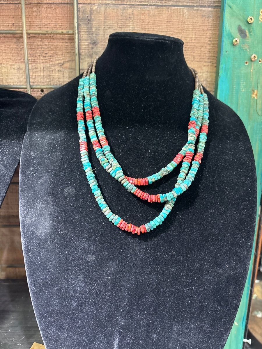 Apple Coral & Kingman Turquoise Necklace - Turquoise Mustang