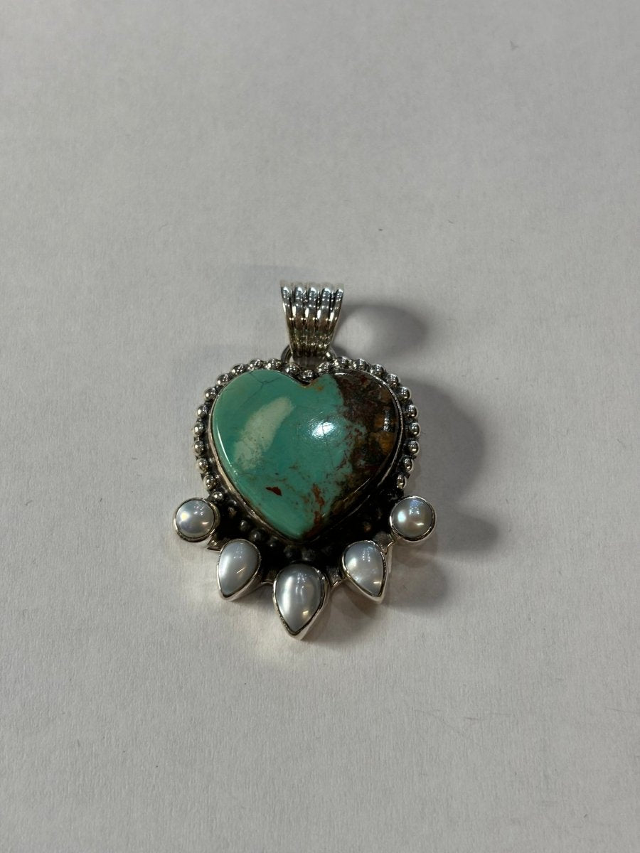 Nasturtium Heart Pendant with Pearls - Turquoise Mustang