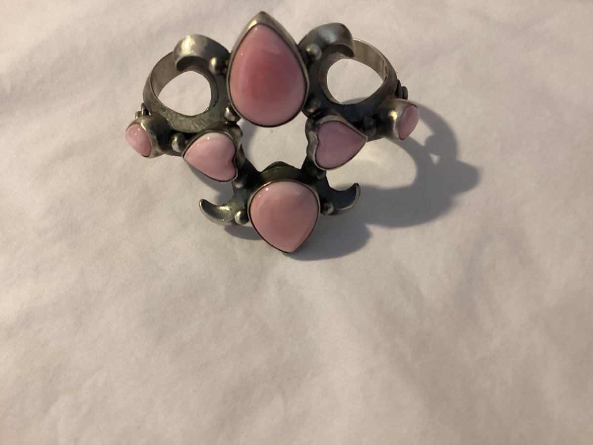 Bracelet, Sand Cast, Pink Conch, Hearts and Teardrops, Chimney - Turquoise Mustang