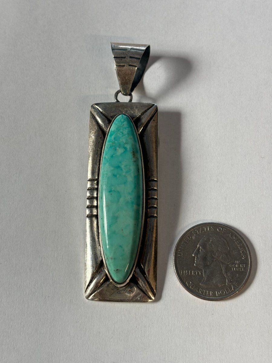 The Medium Reno Pendant - Turquoise Mustang