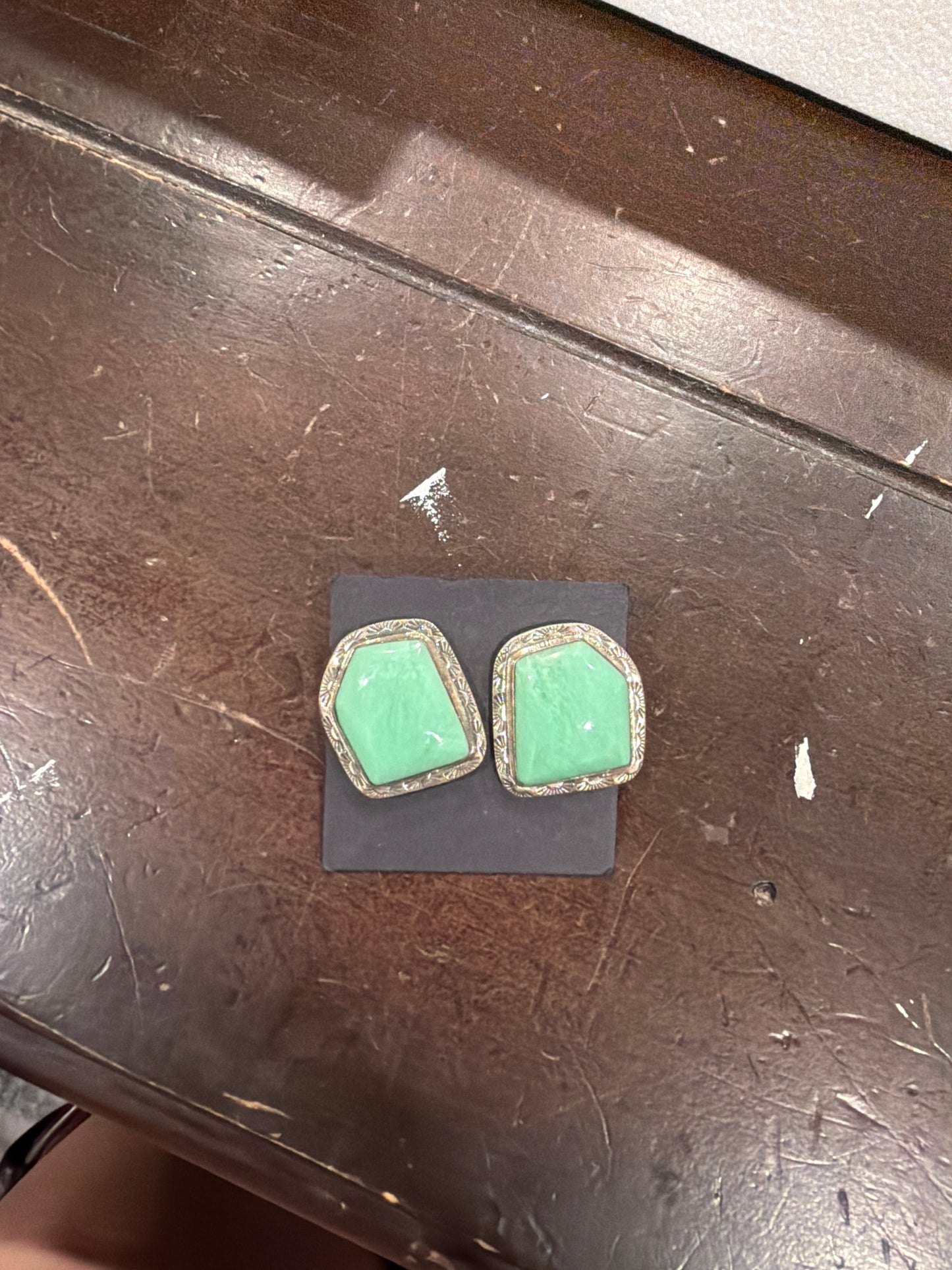 Lucin Post Earrings