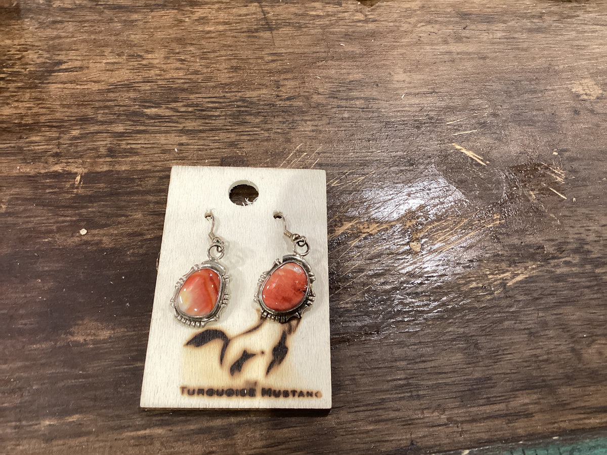 Red Spiny Oyster Oval Dangle Earrings