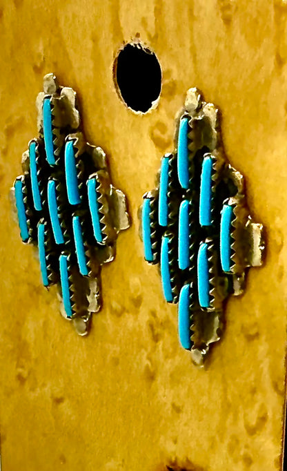 Zuni Needlepoint Kingman Post Studs