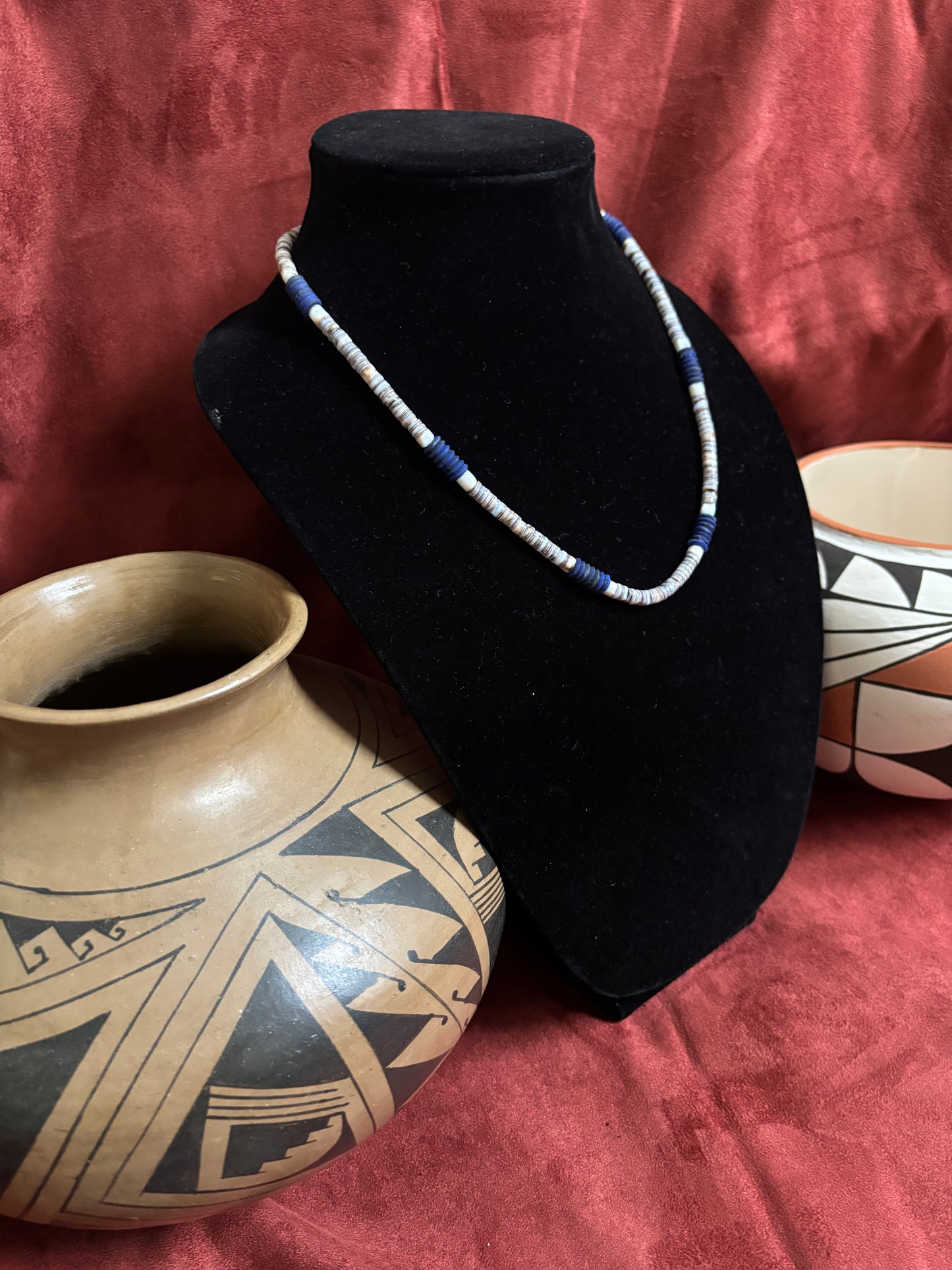 19” White Melon Shell & Lapis Necklace