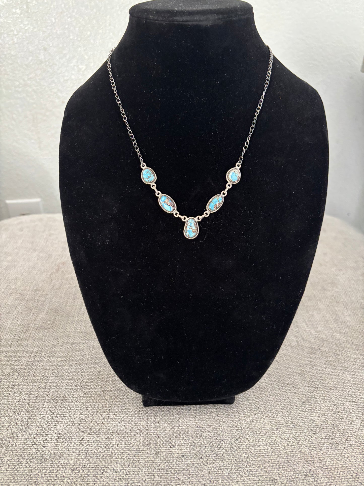 Golden Hills Freeform Station Necklace – 19” Sterling Silver Chain