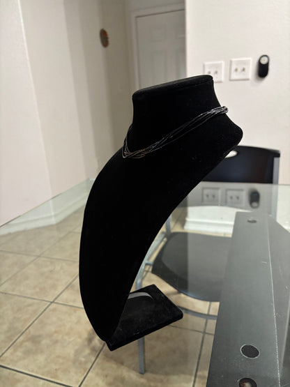 16” Southwest Jet Heishi Necklace – 5 Strand