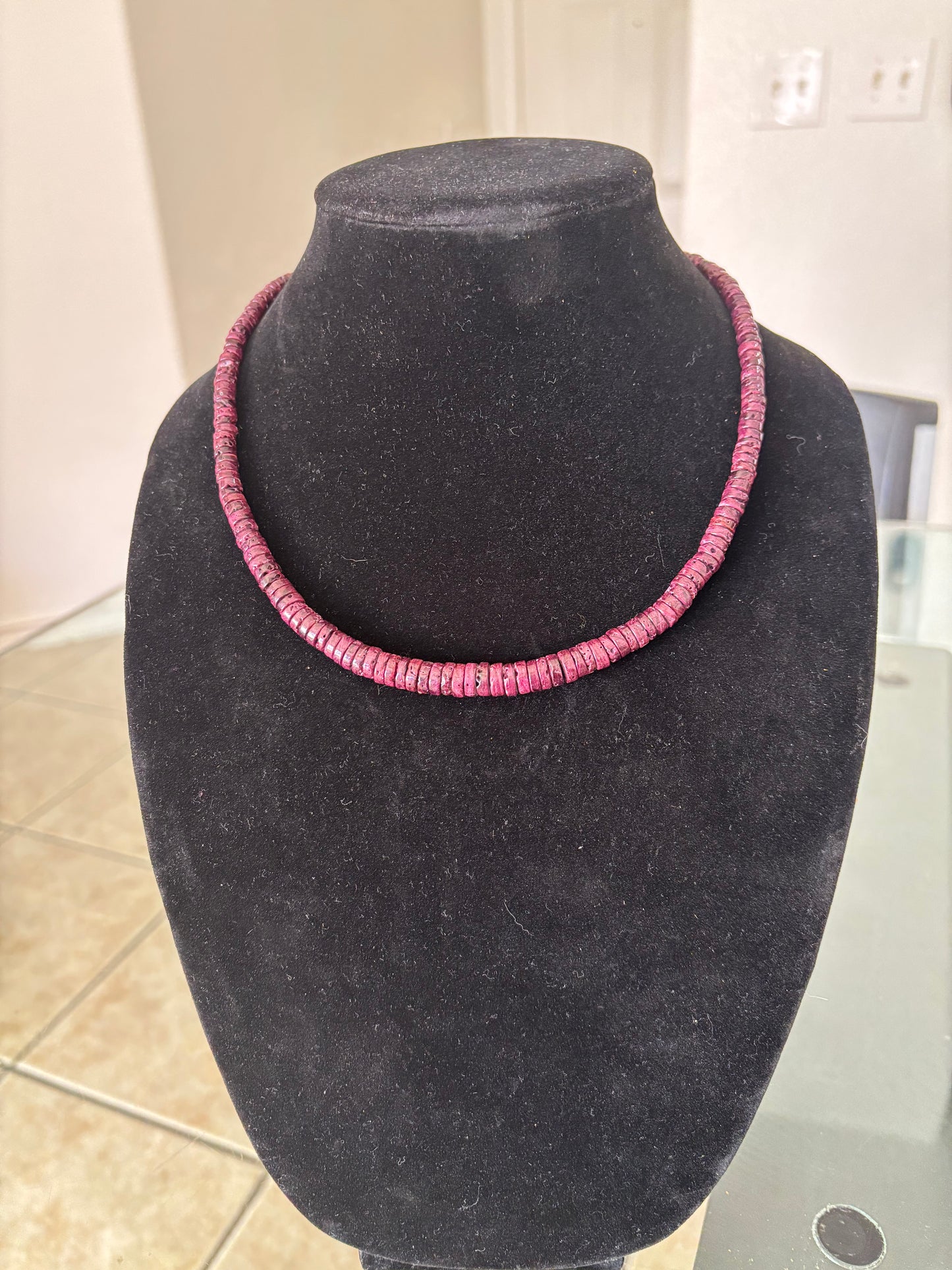 16.5” Purple Spiny Oyster Graduated Necklace