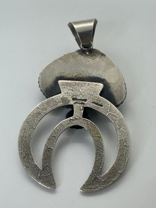Giant Naja Pendant with Freeform No. 8 Turquoise with Rope Bezel, Chimney Butte - Turquoise Mustang