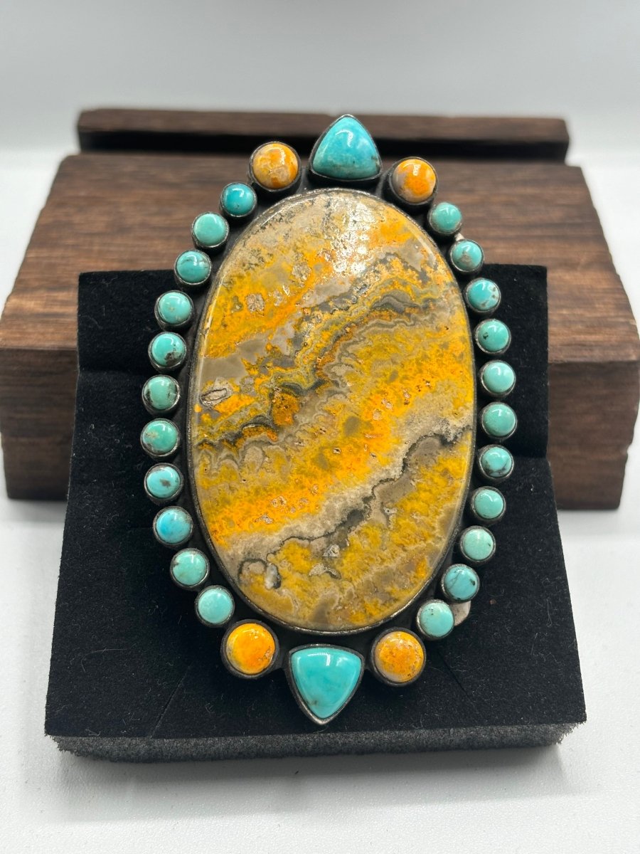 The Desert Rose Oval Ring - Turquoise Mustang