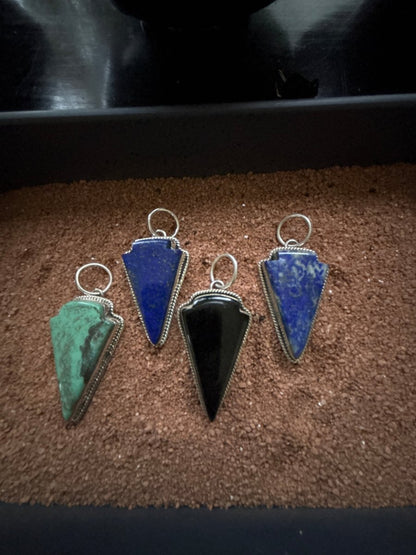 The Firethorn Arrowhead Pendant - Turquoise Mustang