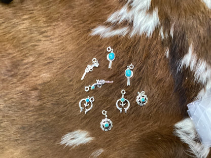Assorted mini blossom charms with bales or clips - Turquoise Mustang
